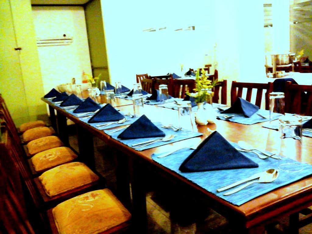 Royal Hills Nuwara Eliya Hotell Exteriör bild