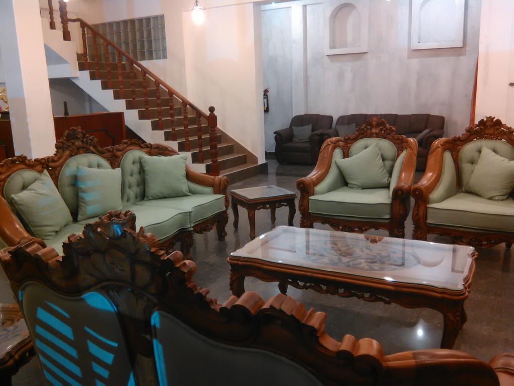 Royal Hills Nuwara Eliya Hotell Exteriör bild