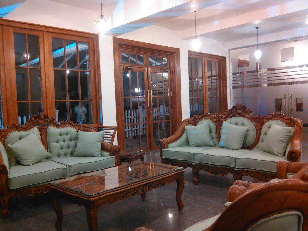 Royal Hills Nuwara Eliya Hotell Exteriör bild