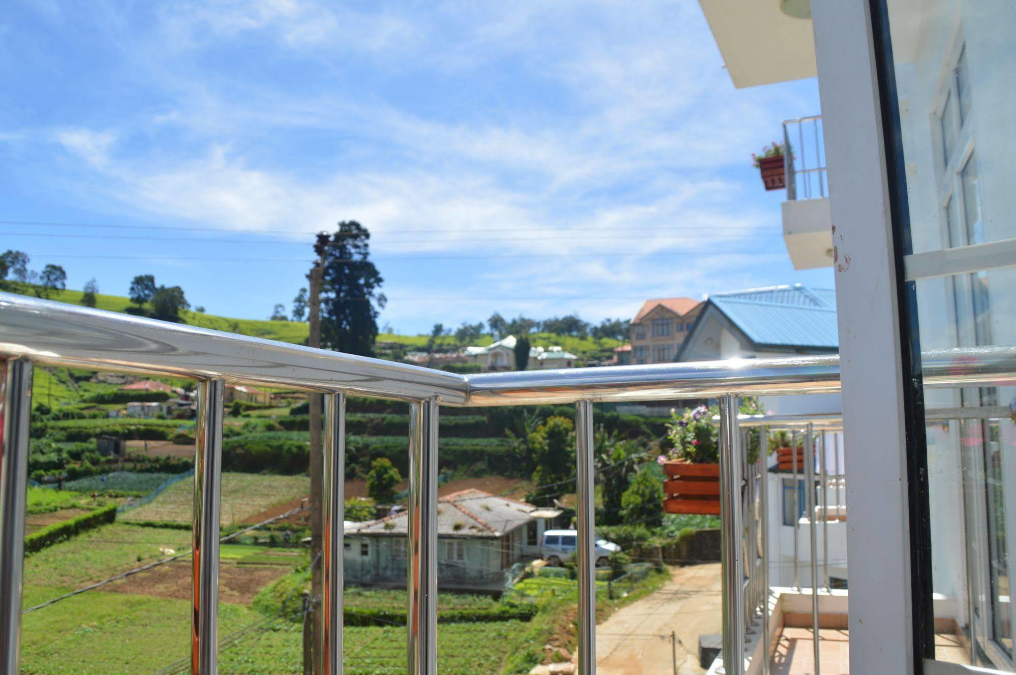 Royal Hills Nuwara Eliya Hotell Exteriör bild